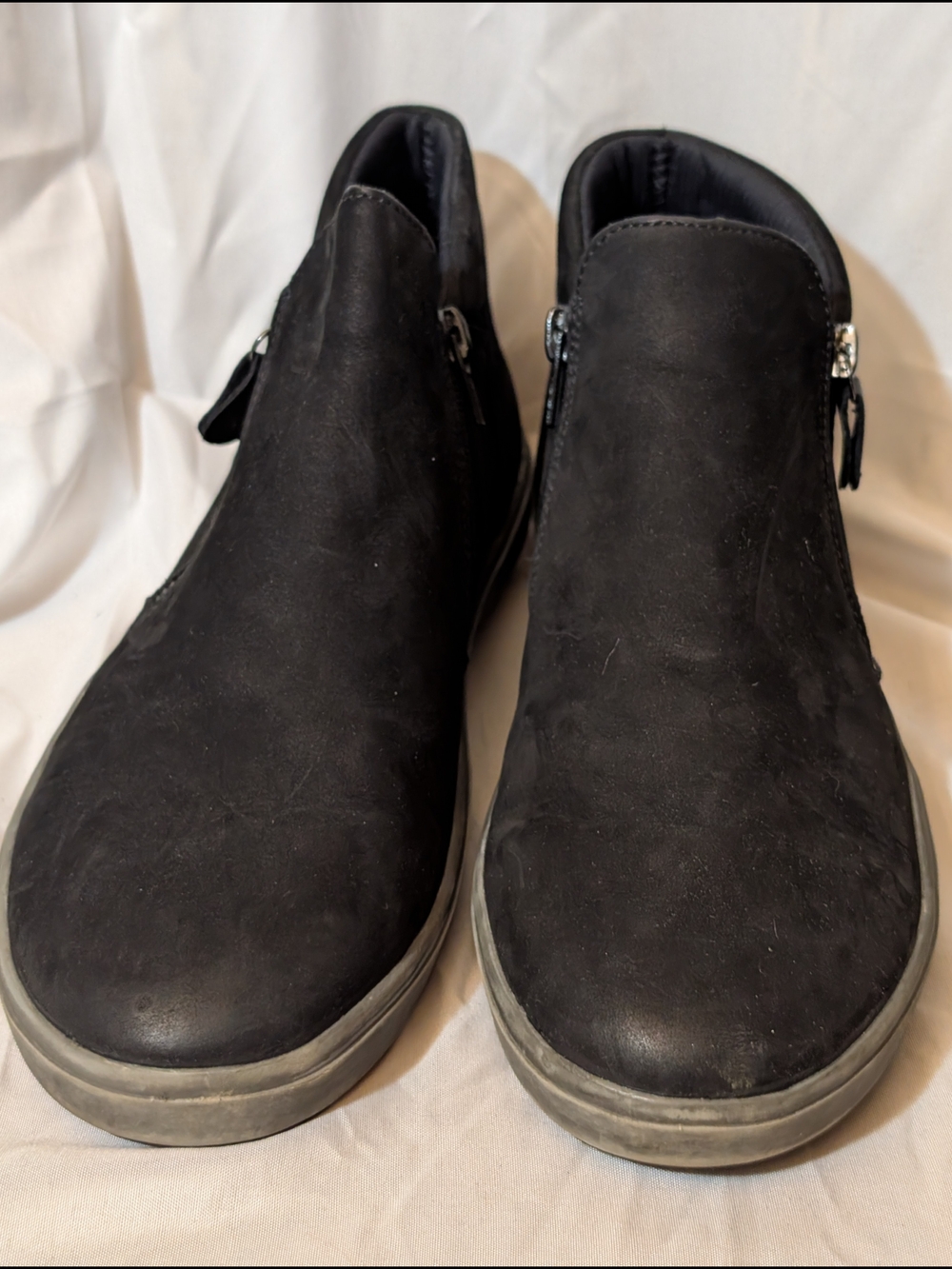 Remonte Black Slip-On Ankle Booties with Side Zippers